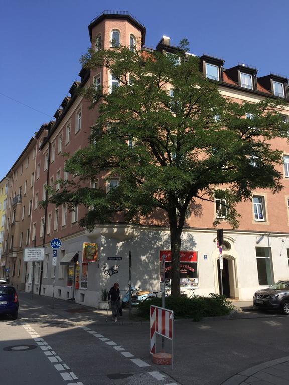 Fur Oktoberfest Apartment